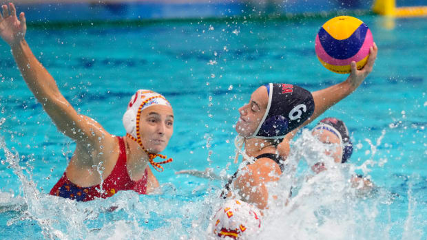 women's water polo